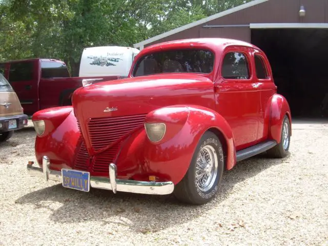 1939 willys overland 2-door sedan