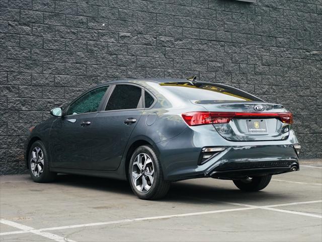 2021 kia forte lxs