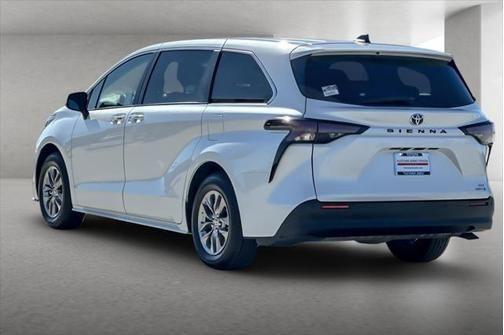 2023 toyota sienna