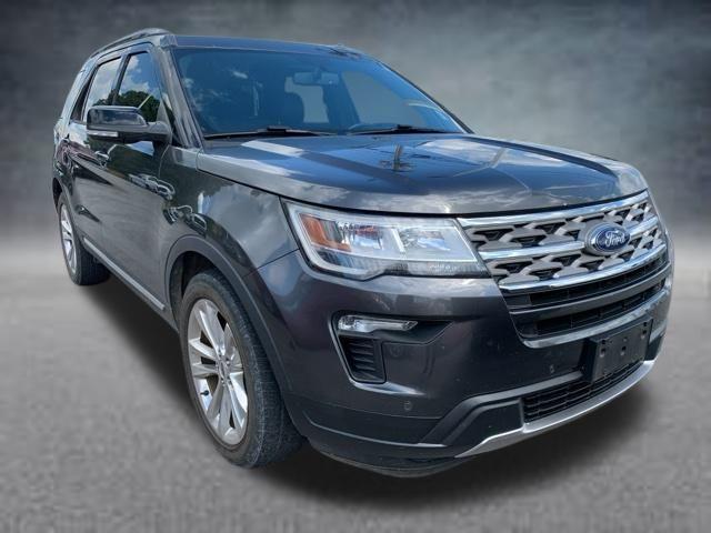 2018 ford explorer xlt