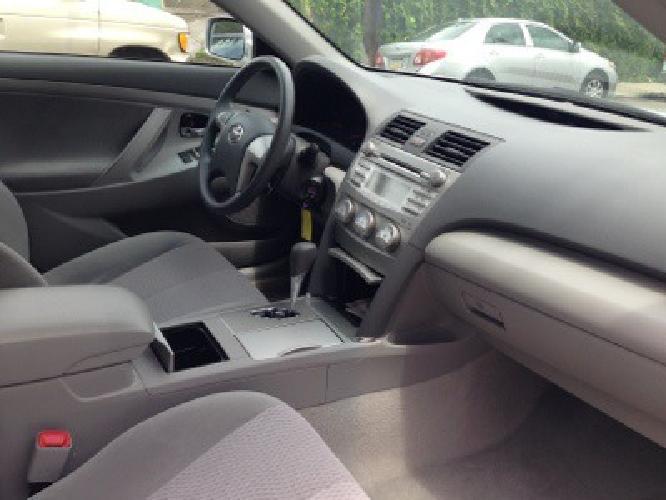 2011 toyota camry le alloy wheeels sunroof power seat in new york, ny