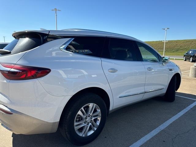 2020 buick enclave essence