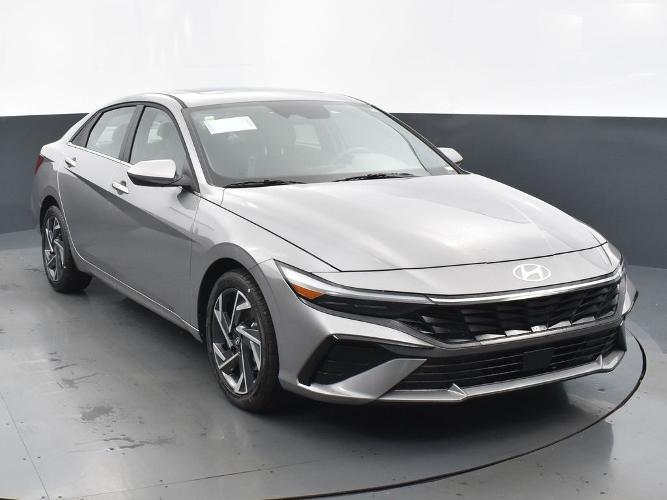 new 2025 hyundai elantra sel