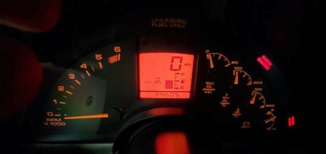 1992 chevrolet corvette base 2dr hatchback