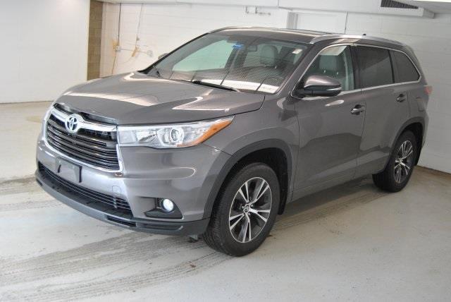 2016 toyota highlander xle awd xle 4dr suv for sale in saco, maine