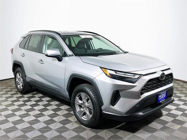 2022 toyota rav4 xle