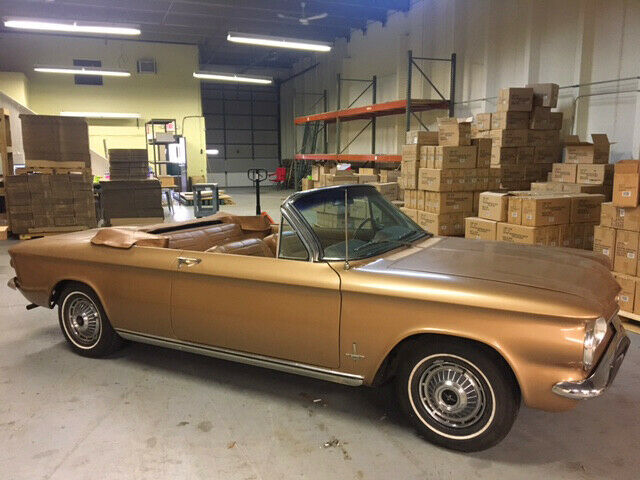 1963 corvair monza 900 convertible, new power top, all original, low miles