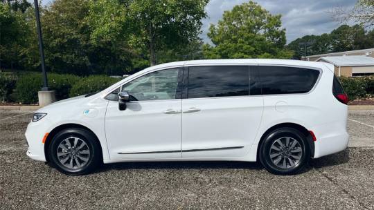 2023 Chrysler Pacifica hybrid limited