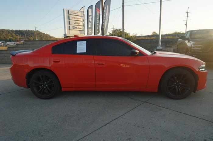 used 2016 dodge charger sxt lawrenceburg, in 47025 for sale in greendale, indiana