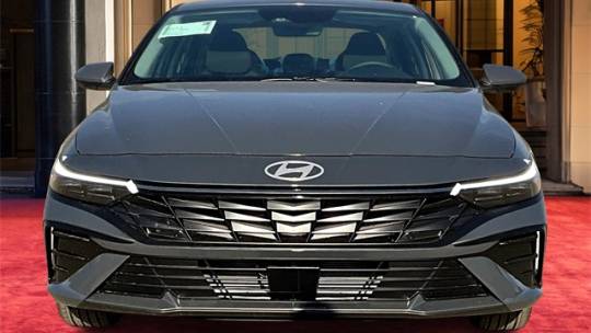 2025 Hyundai Elantra