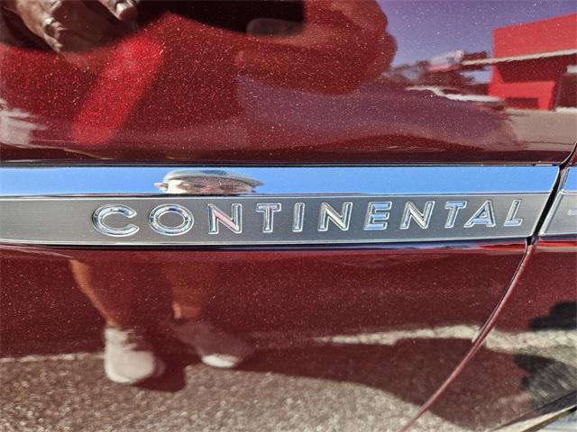 2017 lincoln continental reserve