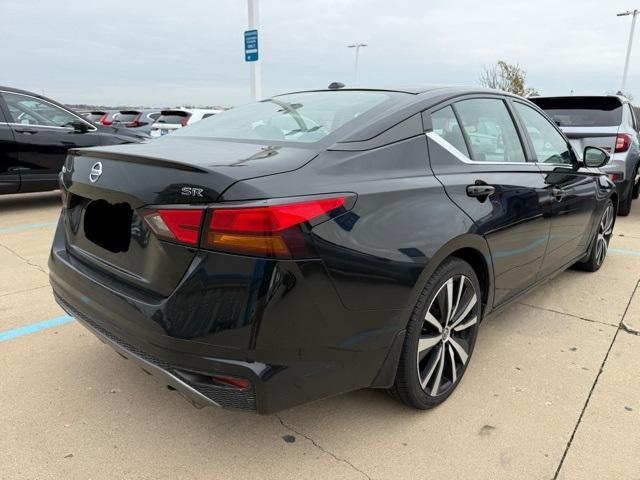 2020 nissan altima 2.5 sr