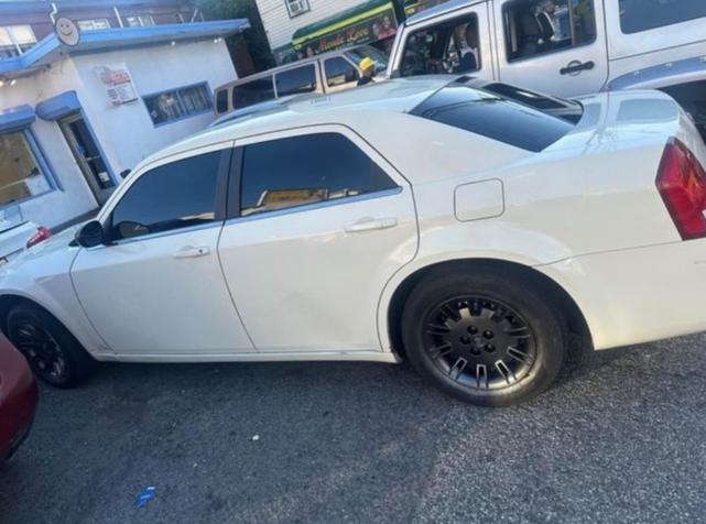 2007 chrysler 300 base