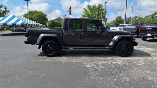 2024 Jeep Gladiator