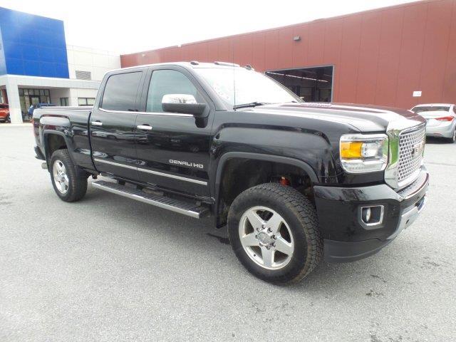 2015 gmc sierra 2500hd denali 4x4 denali 4dr crew cab sb for sale in bennington, vermont