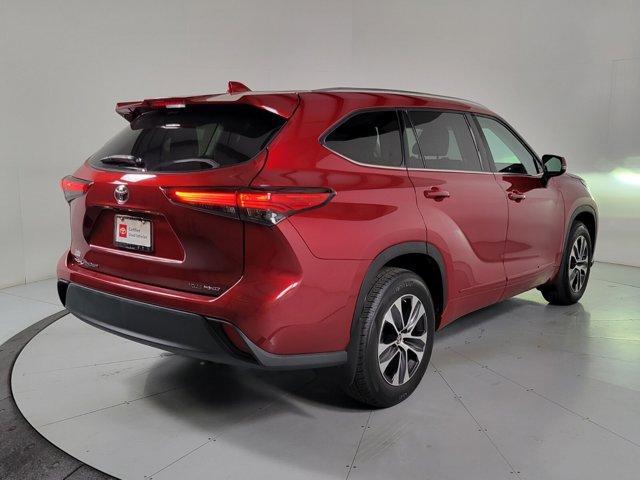 2021 toyota highlander xle