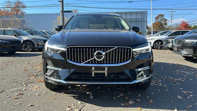 2022 volvo xc60 b5 awd inscription