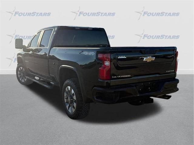 2022 chevrolet silverado 2500 custom