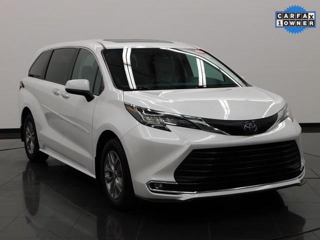 2022 toyota sienna xle 7 passenger
