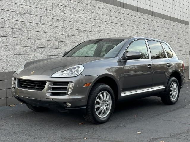 2010 porsche cayenne base (tiptronic)