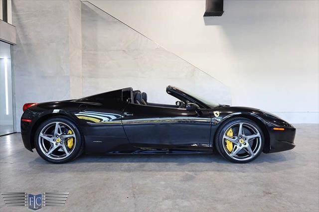 2013 ferrari 458 spider base