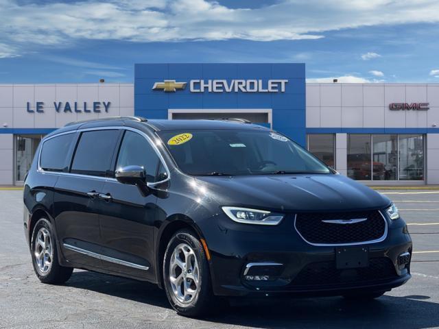 2022 chrysler pacifica limited