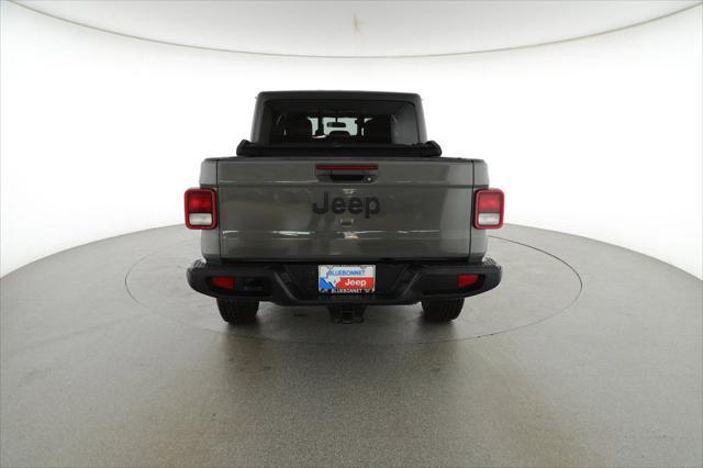 2023 jeep gladiator sport s 4x4