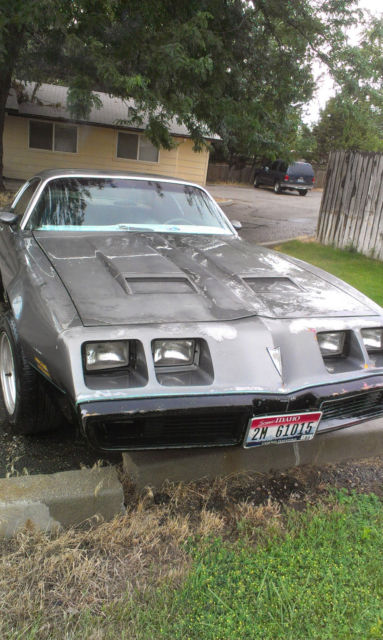 1979 pontiac firebird base coupe 2-door 5.7l. 403 engine