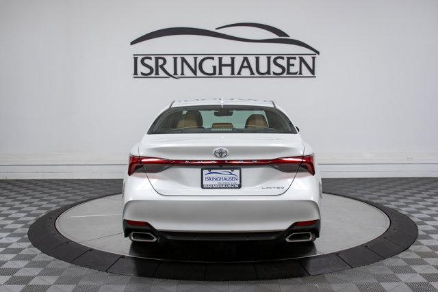 2019 toyota avalon limited