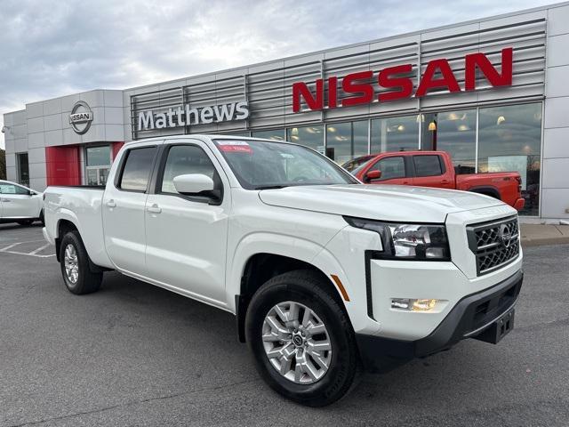 2022 nissan frontier sv
