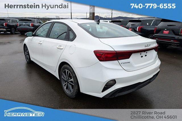 2022 kia forte lxs