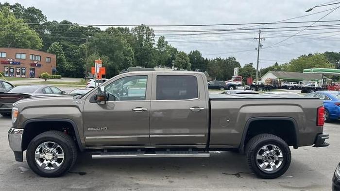 2015 gmc sierra 2500 hd crew cab slt pickup 4d 6 1/2 ft in raleigh, north carolina