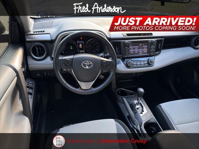 2018 toyota rav4 hybrid xle