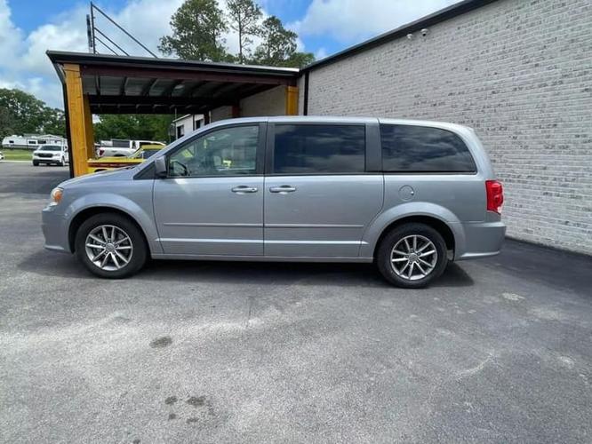 2016 dodge grand caravan passenger avp/se front-wheel drive passenger van in long beach, mississippi