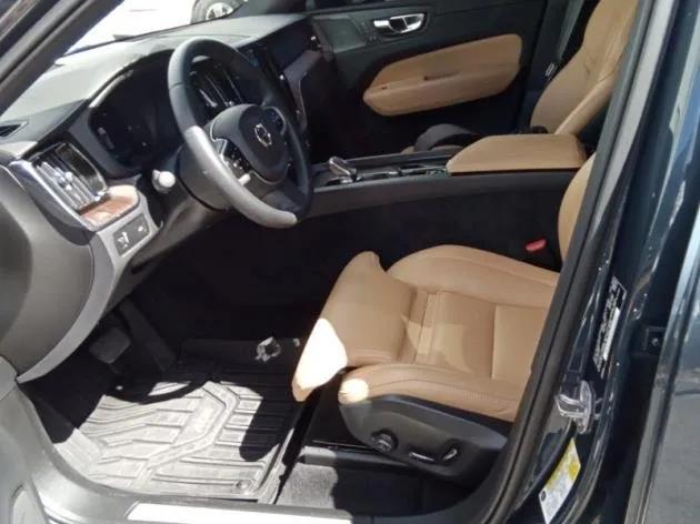 2022 volvo xc60 b5 inscription