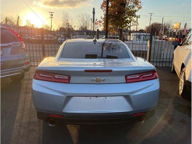 2018 chevrolet camaro 1lt