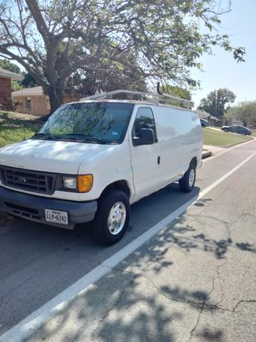 2005 ford e250 base