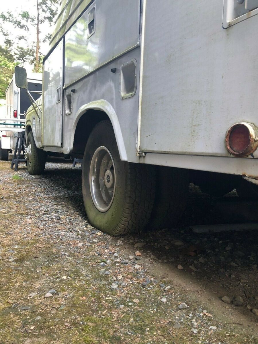 1986 ford f350 v8 utility truck