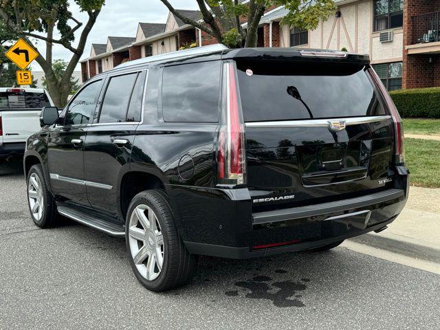 2017 cadillac escalade luxury
