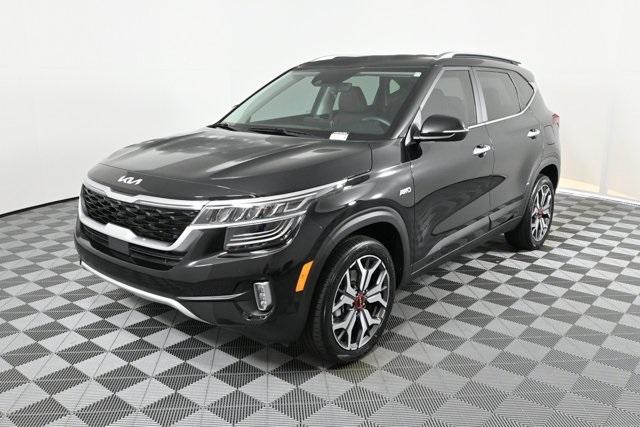 2023 kia seltos sx