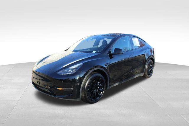 2023 tesla model y long range