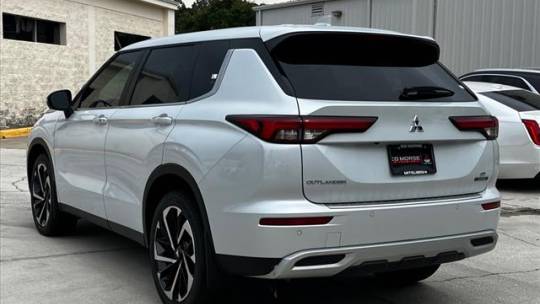 2024 Mitsubishi Outlander