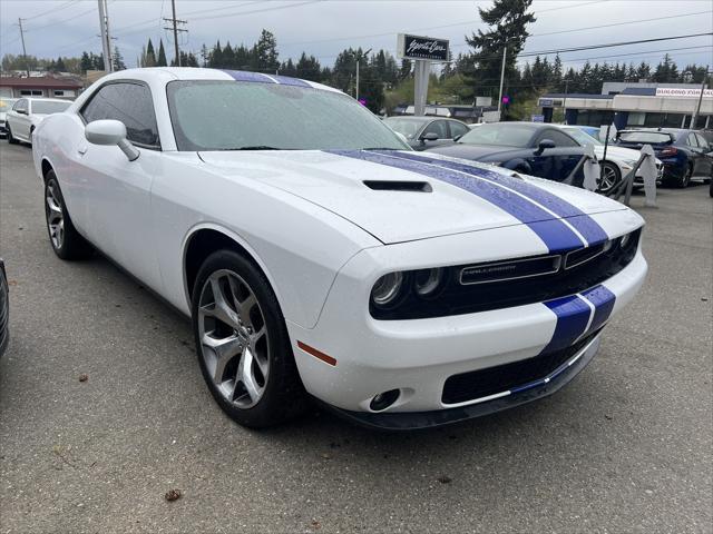 2015 dodge challenger sxt plus