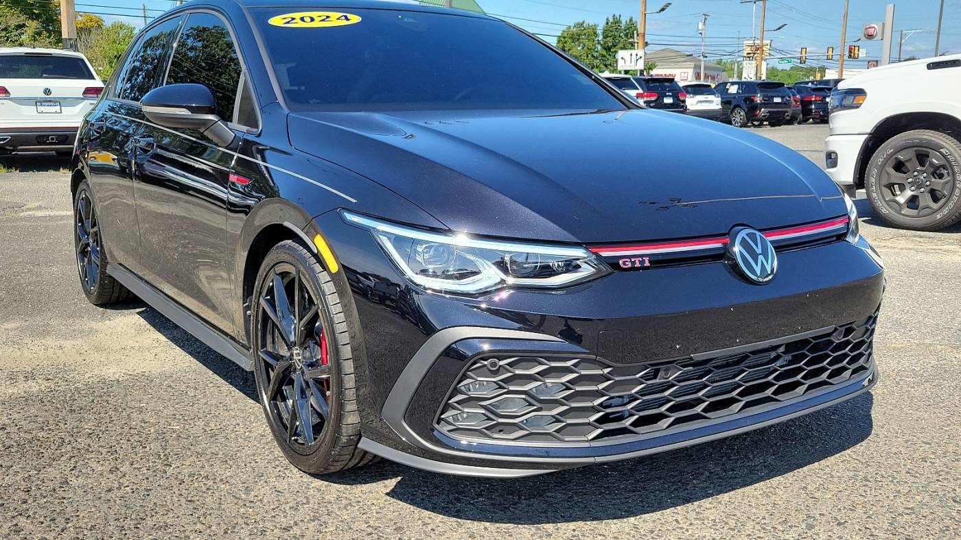 2024 volkswagen golf gti se