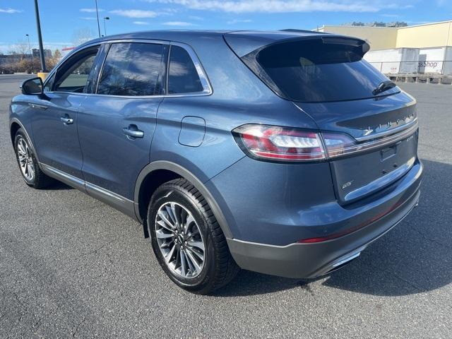 2019 lincoln nautilus select