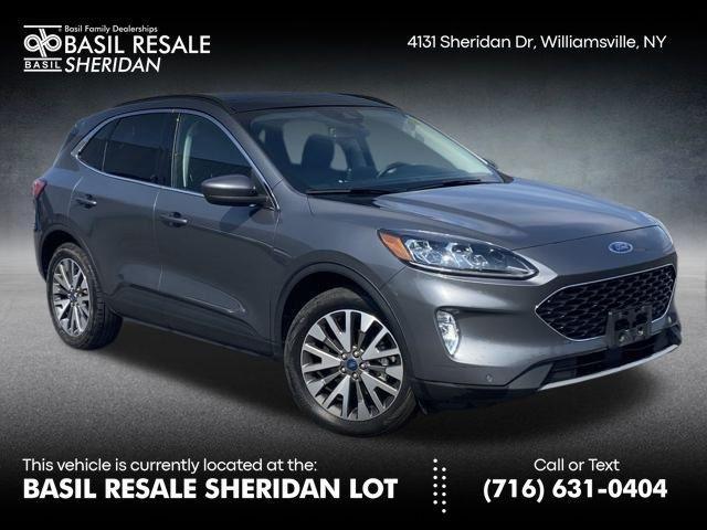 2022 ford escape titanium