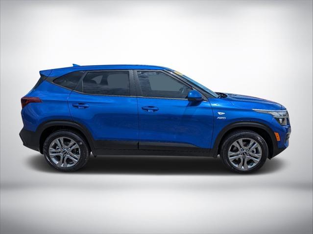 2023 kia seltos lx