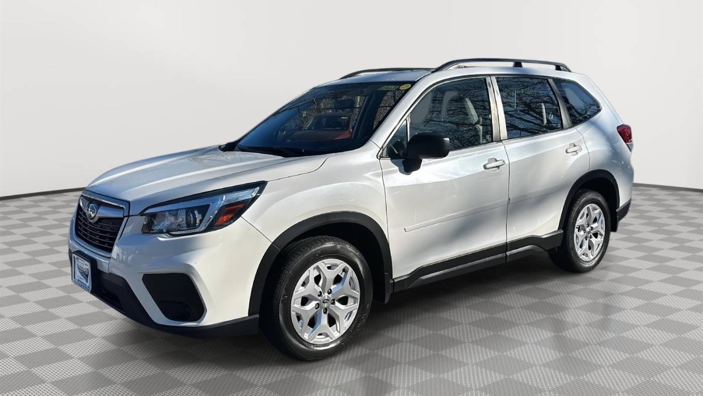 2019 subaru forester base