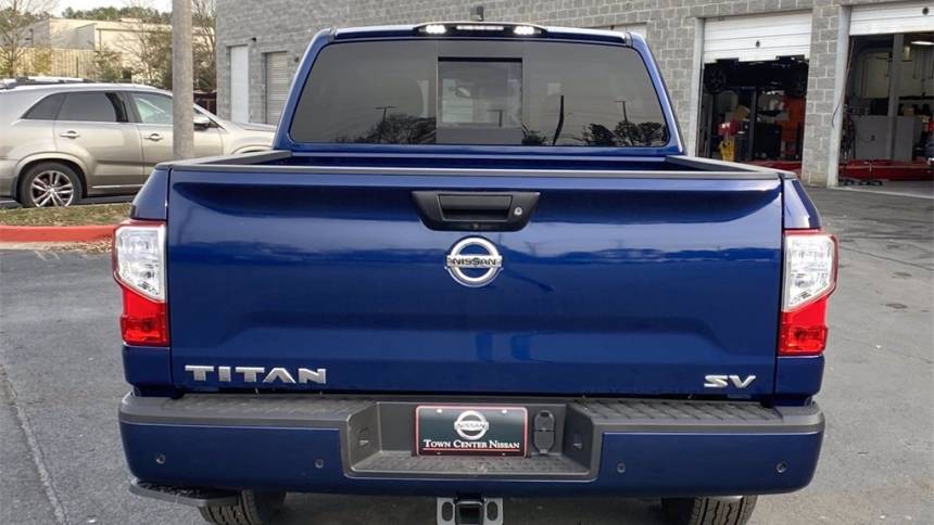 2021 nissan titan sv