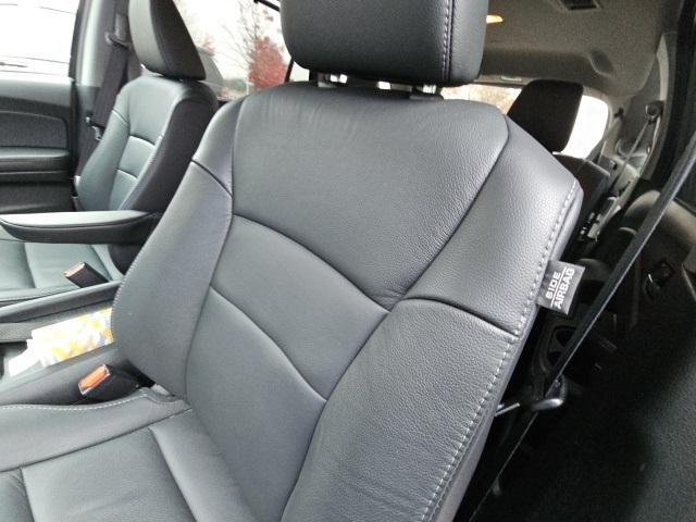 2021 honda pilot touring 8-passenger